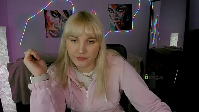 Snapshot of marta_smith chatting on February 5, 2026, 6:53 am marta smith online show from February 5, 2026, 6:53 am