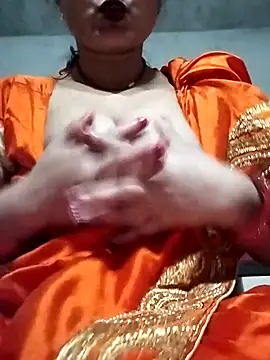 rani8008 online show from February 15, 2026, 11:09 am