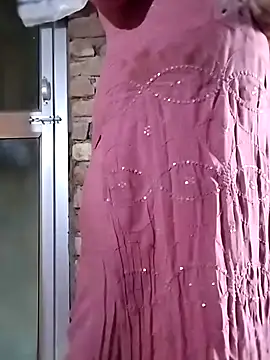 rani8008 online show from October 23, 2025, 5:39 am