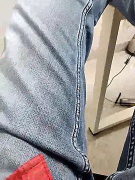 themasklover online show from April 9, 2026, 4:47 am