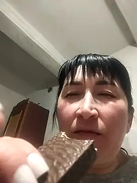 Funny Karina online show from April 5, 2026, 8:04 pm