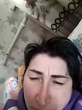 Funny Karina online show from April 11, 2026, 5:15 am