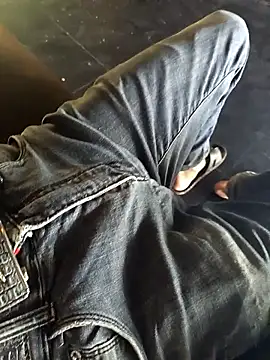 tyteo1010 online show from January 11, 2026, 4:19 am