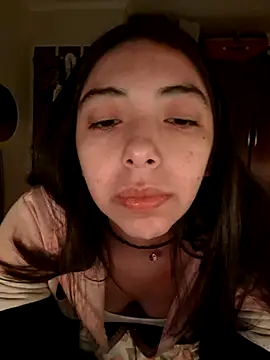 Snapshot of missapril0101 chatting on May 21, 2026, 5:38 am missapril0101 online show from May 21, 2026, 5:38 am