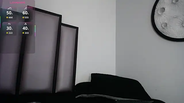 Lucy-23 online show from October 7, 2025, 4:13 am