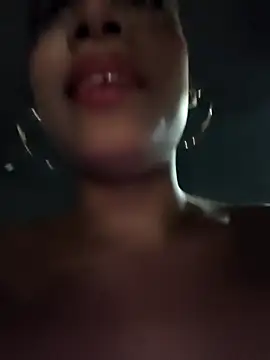 Mia-sensual online show from November 6, 2025, 2:26 am