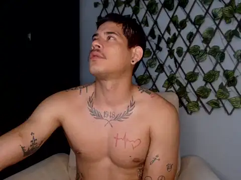 Jffer sLHom online show from April 22, 2026, 3:57 am