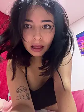 larsonbeverly online show from March 20, 2026, 1:28 am