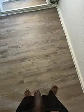 Trhge253 online show from April 15, 2026, 7:47 am