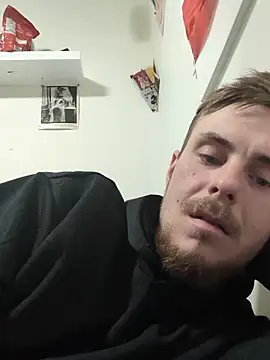 youngblondetwink online show from December 2, 2025, 10:39 am