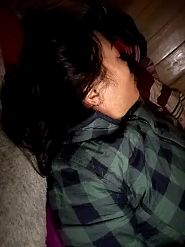 CoMay003 online show from December 2, 2025, 7:48 pm