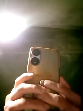 Snapshot of CoMay003 chatting on February 27, 2026, 12:22 am CoMay003 online show from February 27, 2026, 12:22 am