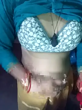 Snapshot of Sonam9696 chatting on February 1, 2026, 6:28 pm Sonam9696 online show from February 1, 2026, 6:28 pm