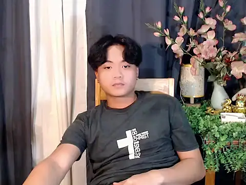 youre BabyBoy online show from November 18, 2025, 4:21 pm