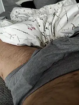 hansvonerotic1 online show from November 14, 2025, 9:35 am