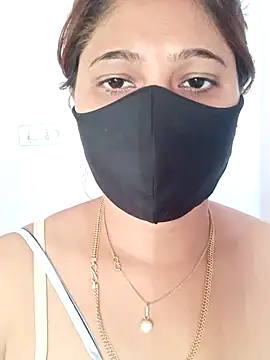 misspriya03 online show from January 10, 2026, 9:26 am