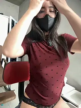 Voyerra g online show from November 21, 2025, 1:26 am