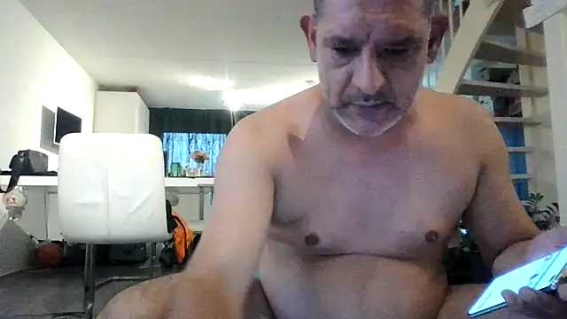 Stack111111 online show from September 18, 2025, 2:31 pm