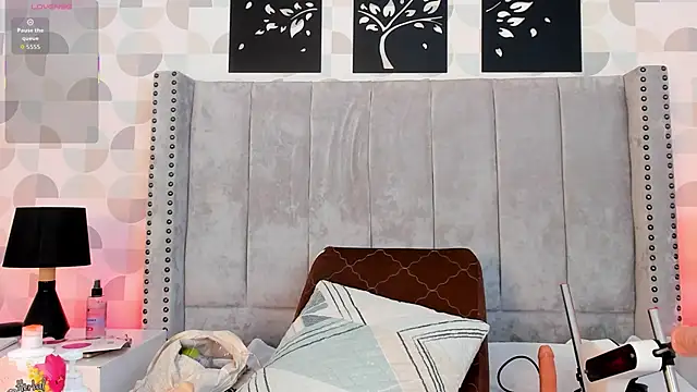 Snapshot of cristhi_esterling chatting on October 24, 2025, 12:37 pm cristhi esterling online show from October 24, 2025, 12:37 pm