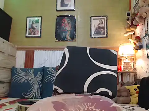 Safirabella Anica69 online show from March 5, 2026, 9:22 pm