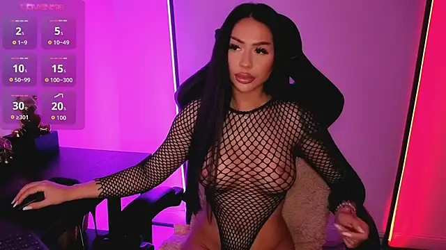 alisonrouge online show from March 3, 2026, 8:05 pm