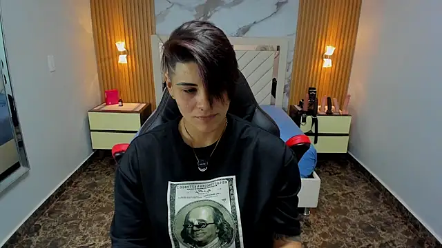 Snapshot of KAROLLJONES1 chatting on February 12, 2026, 7:02 pm KAROLLJONES1 online show from February 12, 2026, 7:02 pm