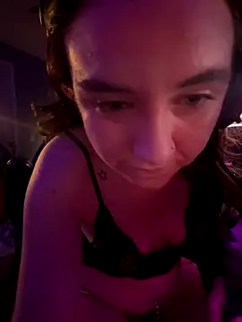 goddessmissmia online show from November 7, 2025, 12:26 am