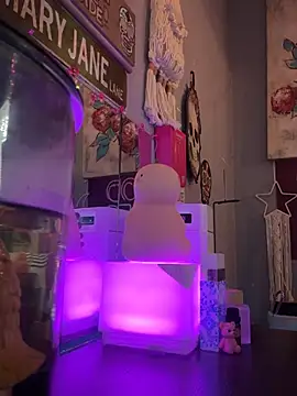 goddessmissmia online show from February 11, 2026, 10:09 pm