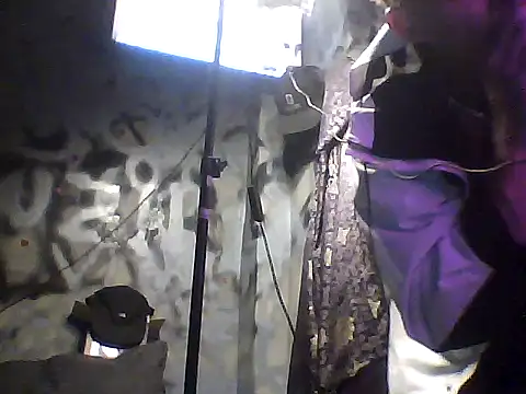 Snapshot of crisrummer chatting on October 1, 2025, 4:06 am crisrummer online show from October 1, 2025, 4:06 am