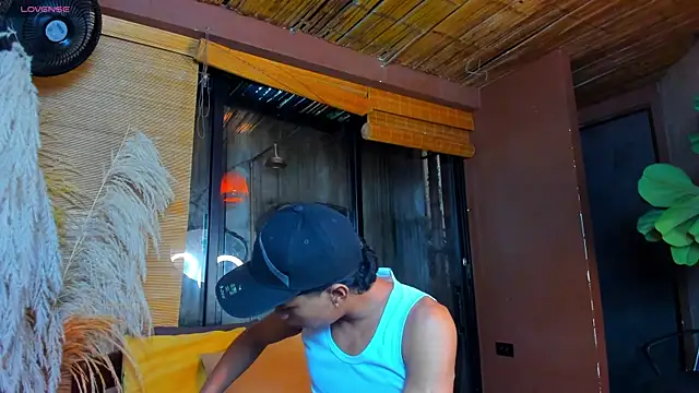 AlanCutee online show from January 13, 2026, 12:09 pm