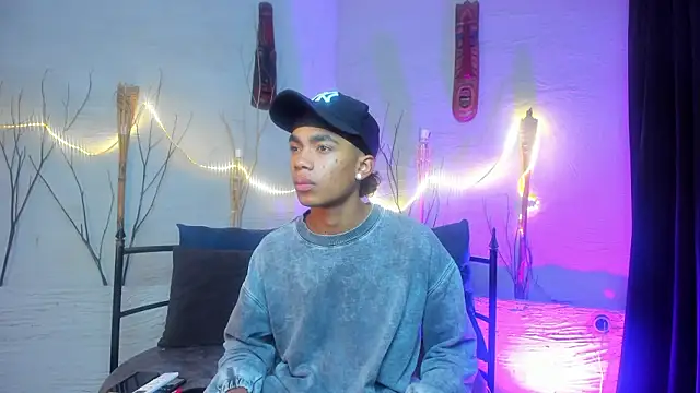 AlanCutee online show from February 10, 2026, 12:15 pm