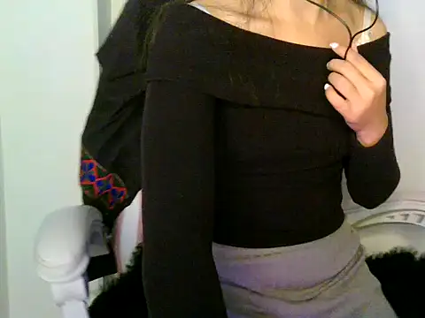 JOLLY 67 online show from November 11, 2025, 3:56 am