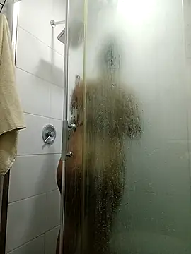 Esmeralda333 online show from April 9, 2026, 1:17 pm