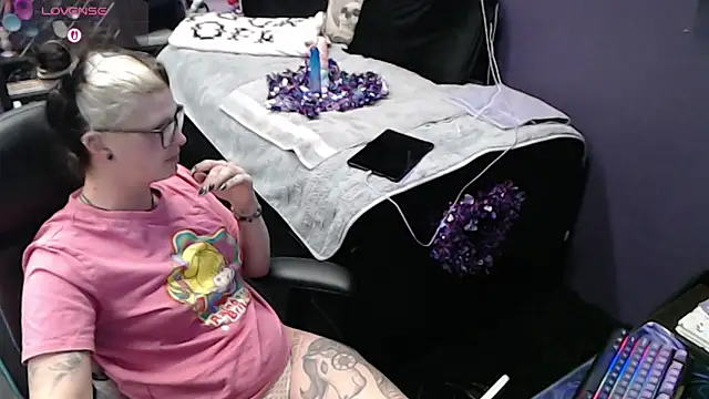 oddywithabody online show from February 12, 2026, 5:51 am