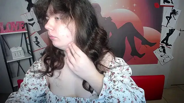 NeonilaLisova online show from November 20, 2025, 6:14 am