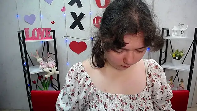 NeonilaLisova online show from October 12, 2025, 5:31 am