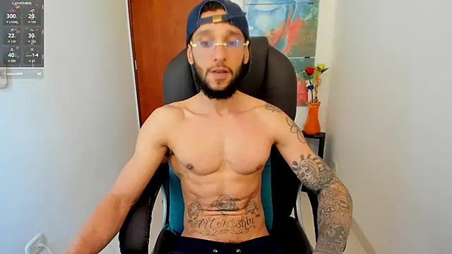 Cristhian teylor  online show from October 4, 2025, 5:36 pm