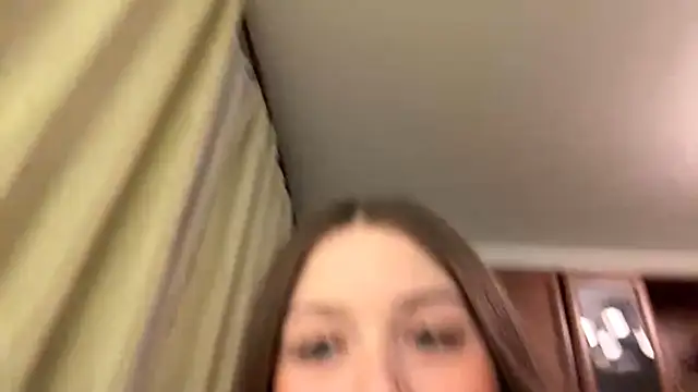 Snapshot of Adel_strongwoman chatting on February 17, 2026, 6:16 pm Adel strongwoman online show from February 17, 2026, 6:16 pm