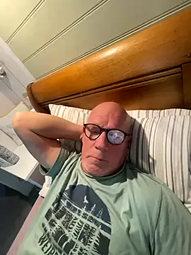 philefc online show from October 21, 2025, 8:14 am