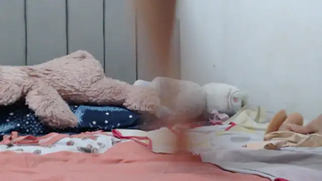 Dolly Peach  online show from June 20, 2026, 8:36 pm