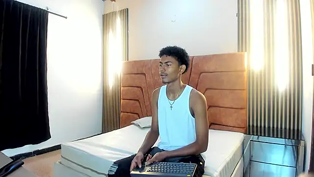 FYKMOR 1 online show from October 10, 2025, 3:40 am