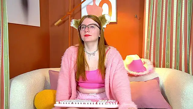 AliceAllisons online show from September 26, 2025, 6:37 pm