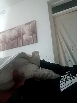 handsome8inchh online show from March 18, 2026, 2:37 am