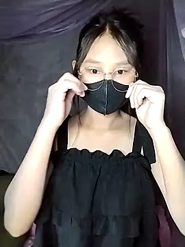 saronla 03 online show from November 8, 2025, 6:28 am