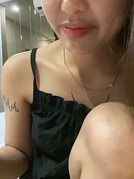   BabyShowPublic   online show from February 25, 2026, 4:07 pm