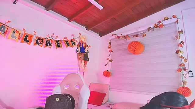 emma madi online show from October 25, 2025, 12:17 pm