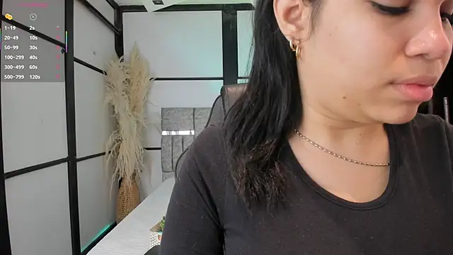 SamaraAnders  online show from December 22, 2025, 5:18 am