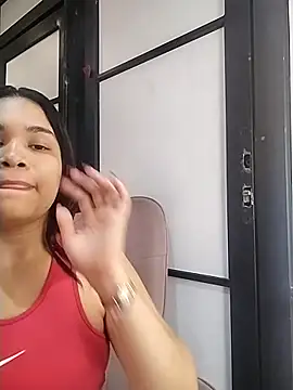 Snapshot of SamaraAnders_ chatting on February 21, 2026, 4:47 am SamaraAnders online show from February 21, 2026, 4:47 am