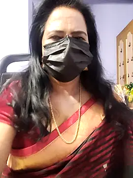 mallu-lover online show from November 11, 2025, 1:11 am