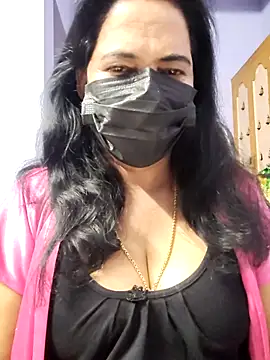 mallu-lover online show from October 30, 2025, 1:37 am